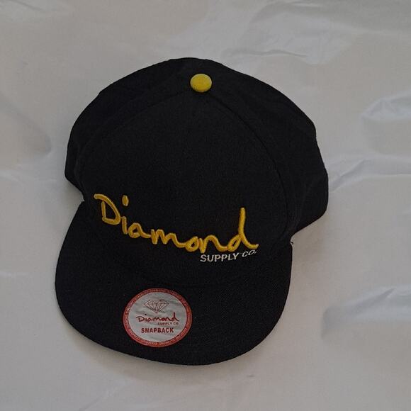 Diamond Hat - Picture 1 of 8